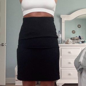 L'Agence Size 2 Black Skirt